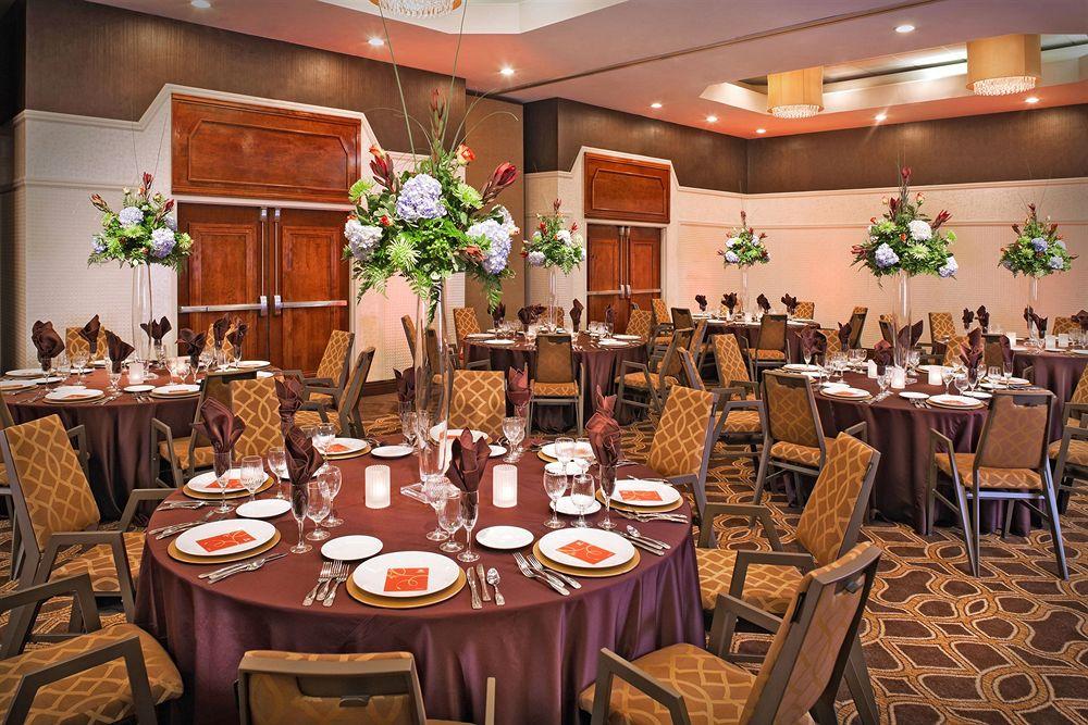 Sheraton Detroit Metro Airport Romulus Esterno foto